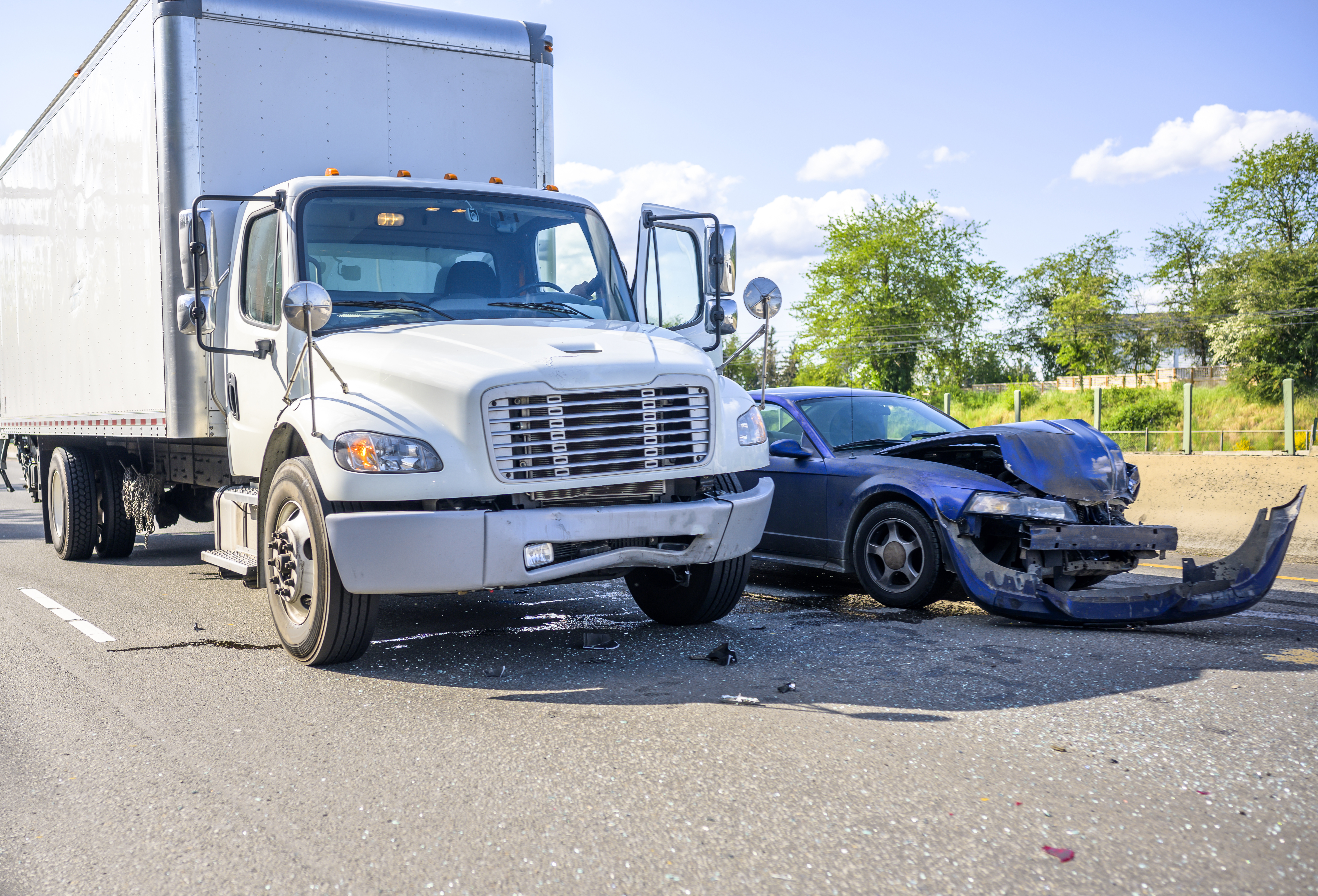 10 Crucial Pieces of Evidence to Gather in a Truck Accident Case