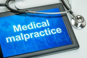 Study Find Doctors Who Use AI May Avoid Liability for Medical Malpractice